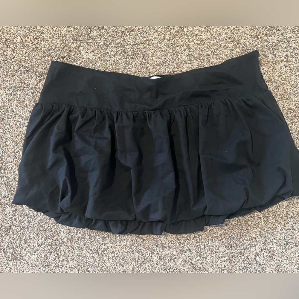 Hollister Black A-Line Bubble Skort